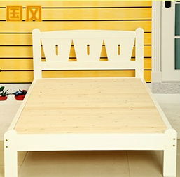 简约型儿童床 卧室里的温馨木制幼儿床